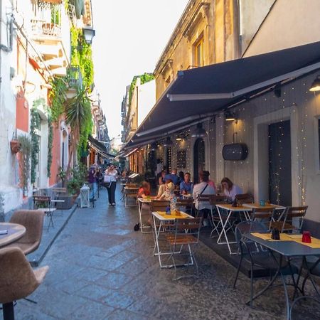 L'Angoletto Del Viaggiatore Катания Екстериор снимка