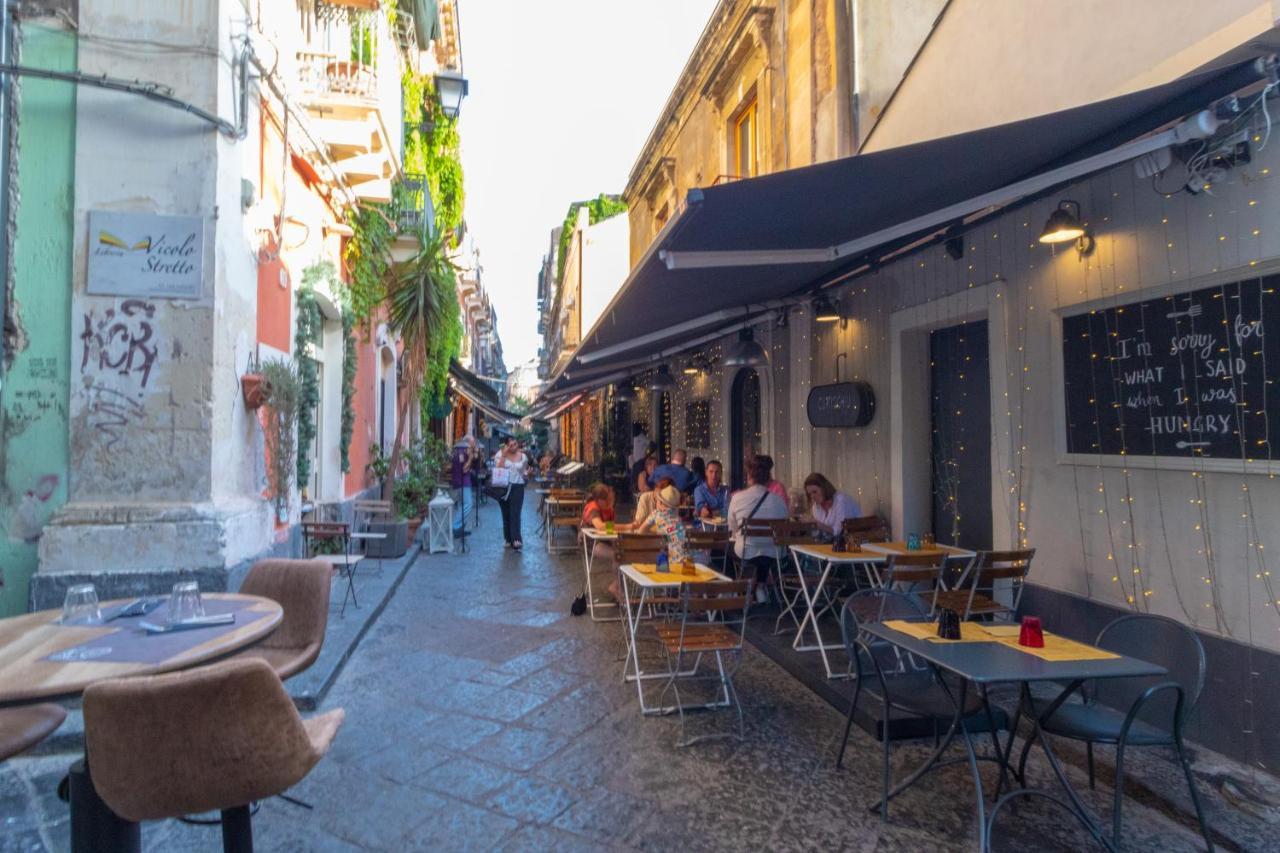 L'Angoletto Del Viaggiatore Катания Екстериор снимка
